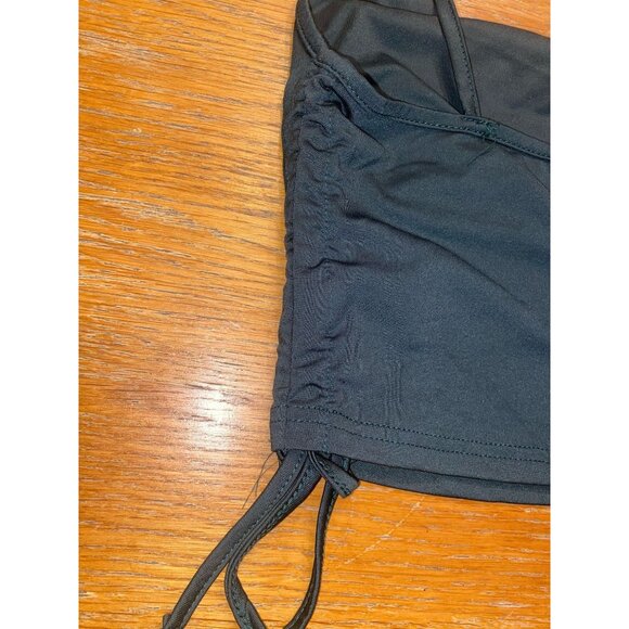 Green Adjustable Ruched Crop Top With Spaghetti Straps - Picture 4 of 4